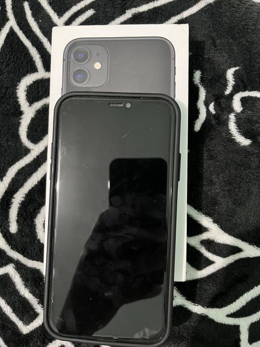 iPhone 11 128gb в идеальном состояние