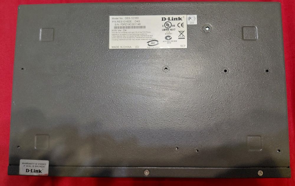 Коммутатор D-Link DES-1016D