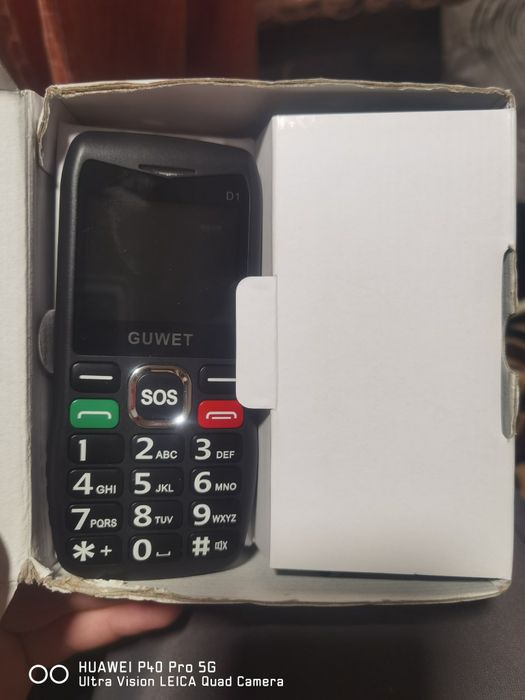 Телефон GUVET чисто нов