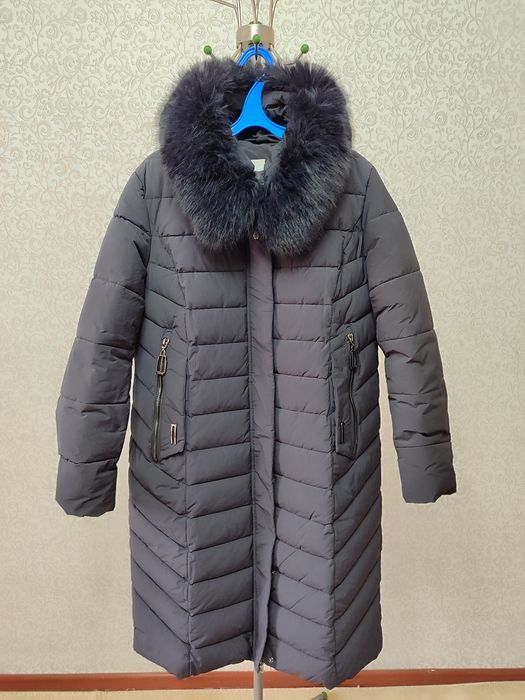 Продаётся женское зимнее пальто