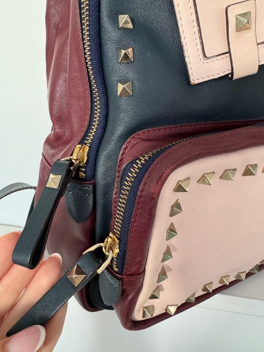 Valentino Garavani - Rockstud 100% естествена кожа раница