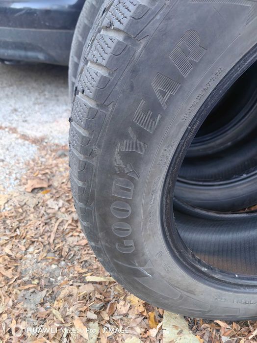 ЗимниГуми Goodyear 235/60/18
