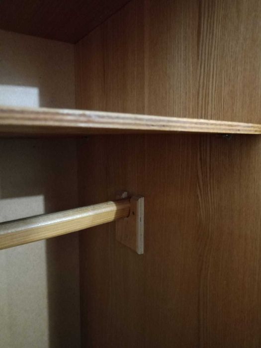 шкаф плательный распашной