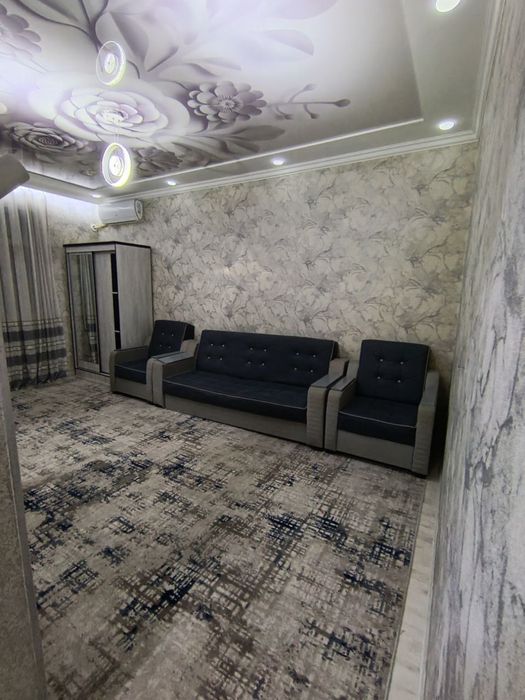 продается чиланзар 7 квартал 1/3/4