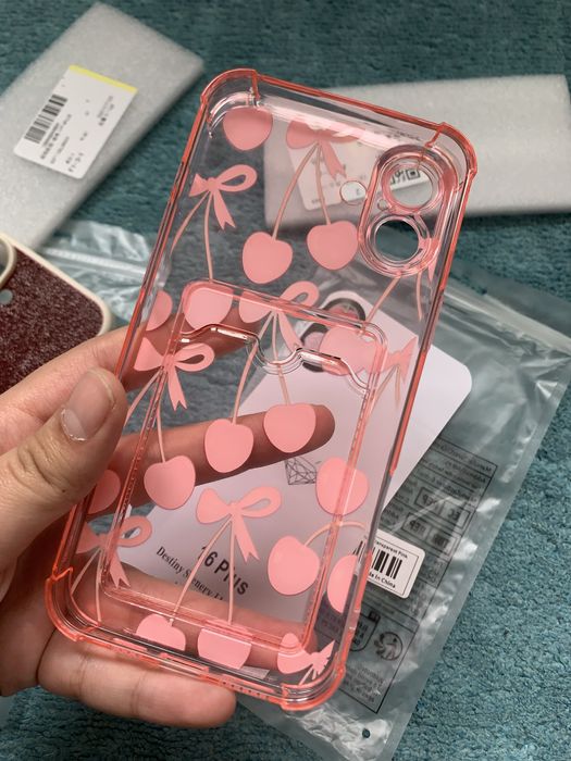 Чехлы на 16 айфон plus