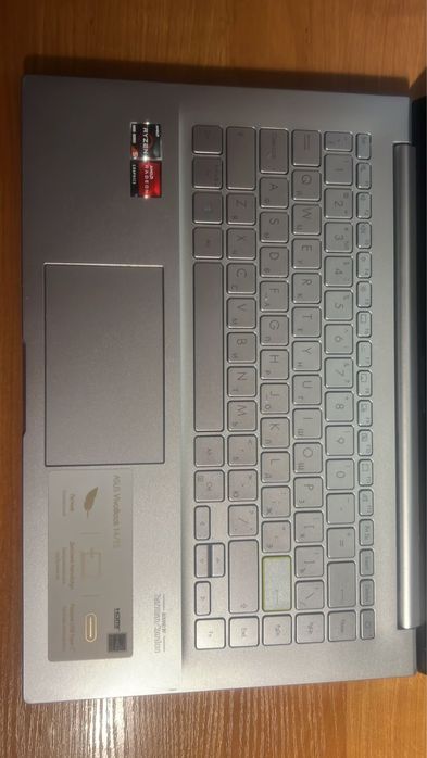 ASUS VivoBook, хорошее состояние