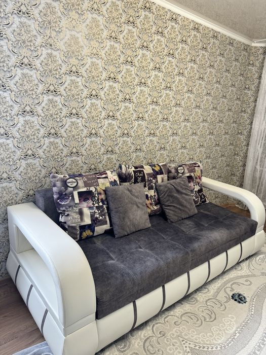 Продается диван в хорошем состоянии