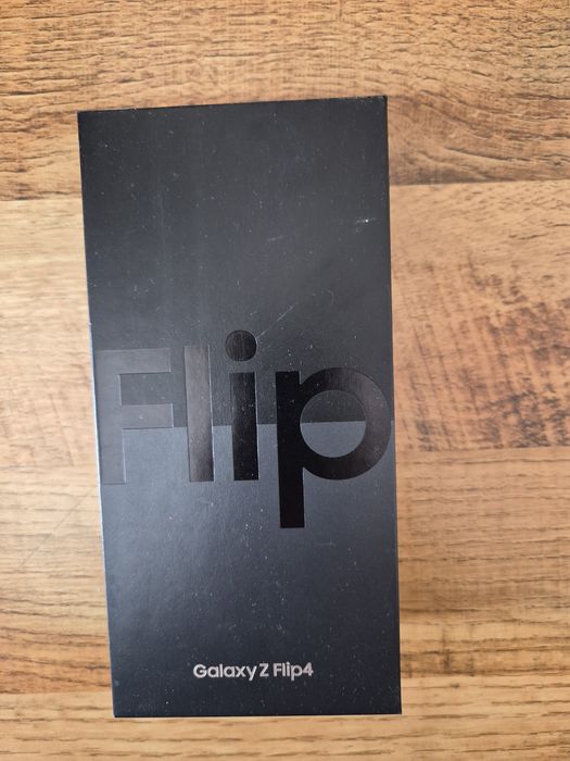 Samsung Galaxy Z flip4