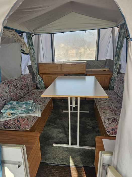 Rulota camper cort pliabil