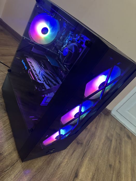 Бюджетен Геймърски компютър i5 7500 rx 580