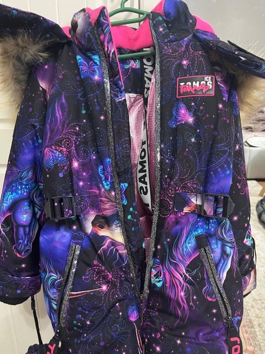 Продам крутой комбинезон для девочки