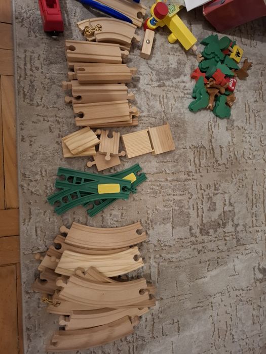 Set de lemn tren cu sina