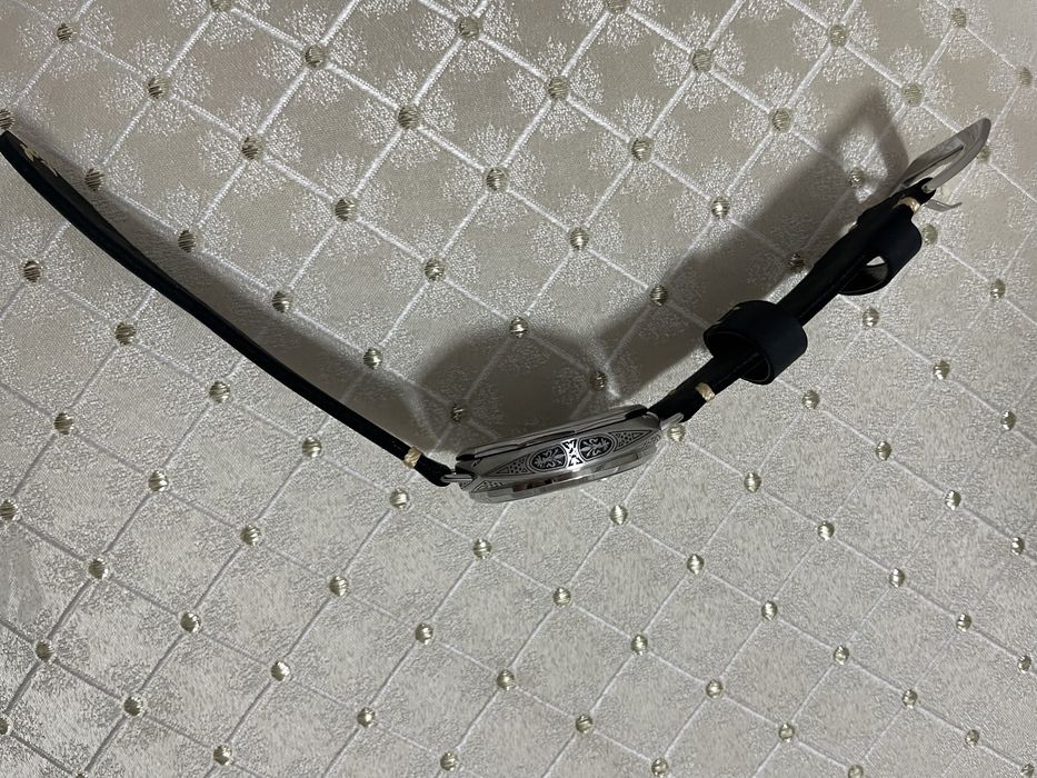 Часы молния редкие циферблат