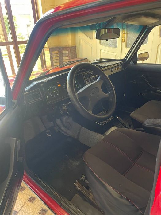 ВАЗ 2107 ЖИГУЛИ  Сотилади