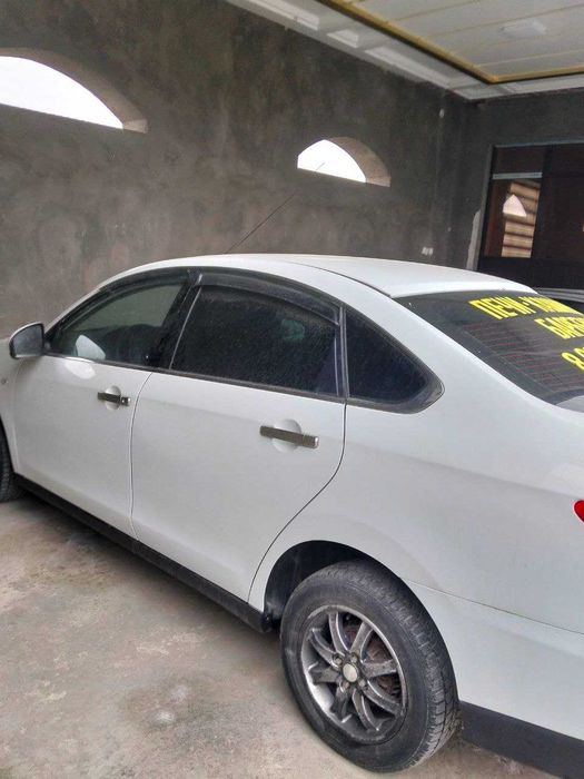 Nissan Almera 2015 года