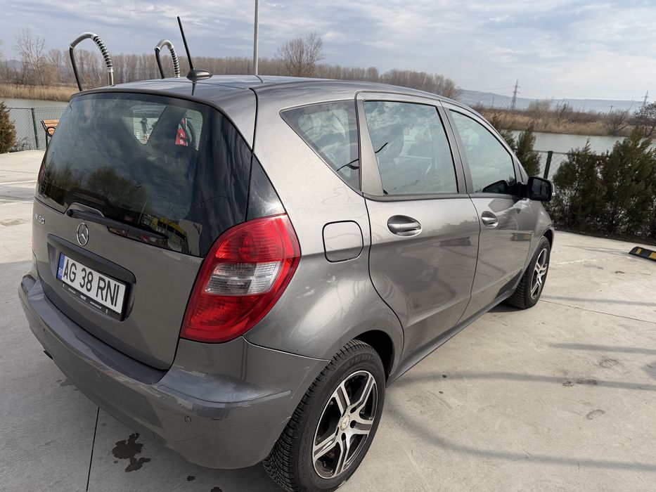 Mercedes Benz A160 benzina cutie automata