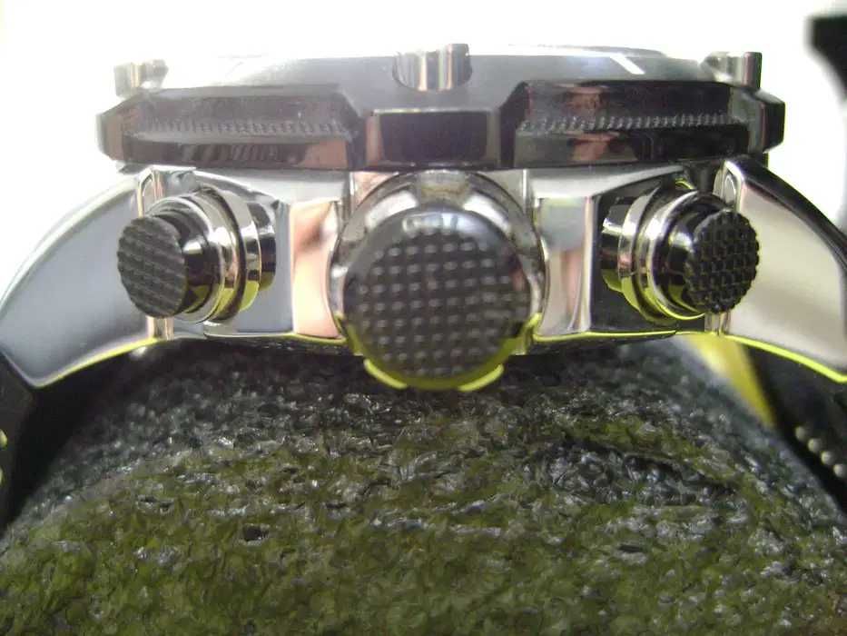 Ceas de mana Invicta Speedway