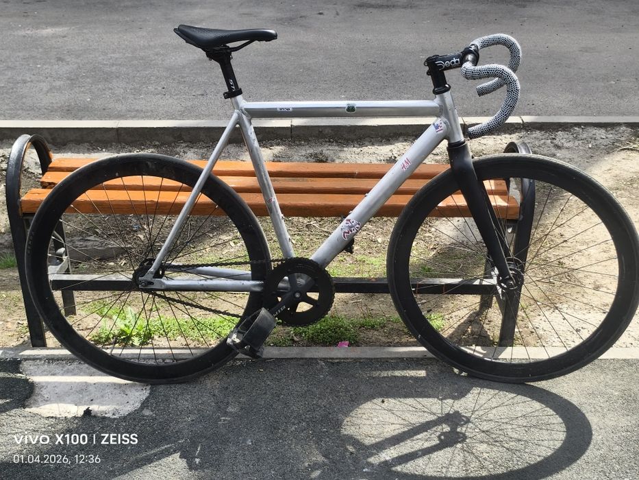 Фикс Анкноун .  .