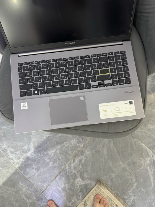 Ноутбук Asus vivobook core i5/10 ssd512