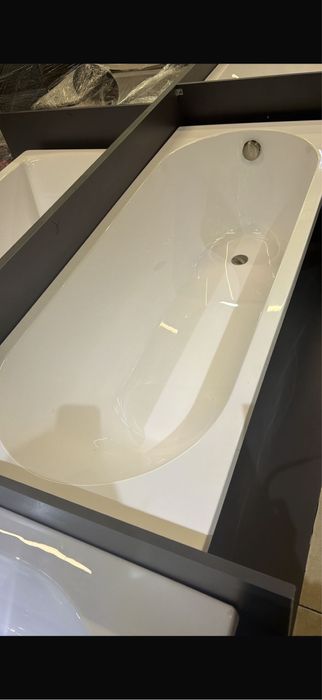 Акриловая ванна, Встраиваемая ванна