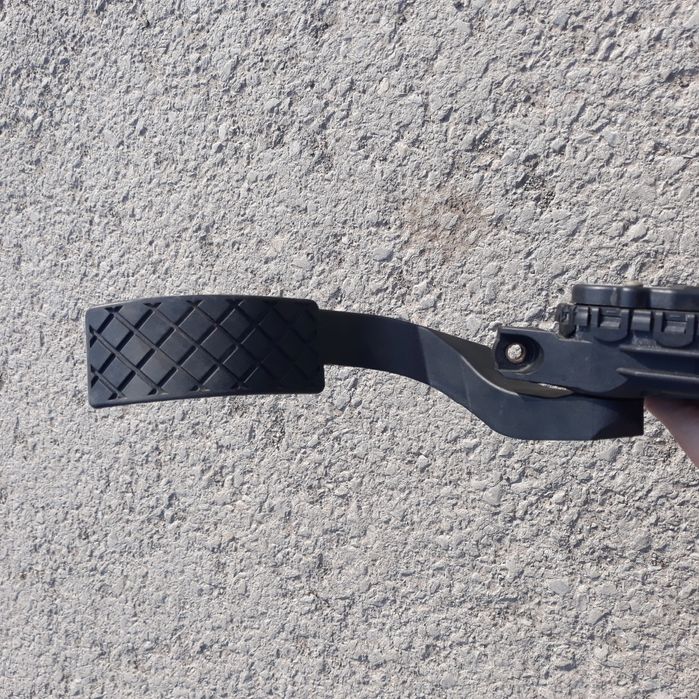 Педал за газ за VW Passat комби 2000г. 1,9 tdi