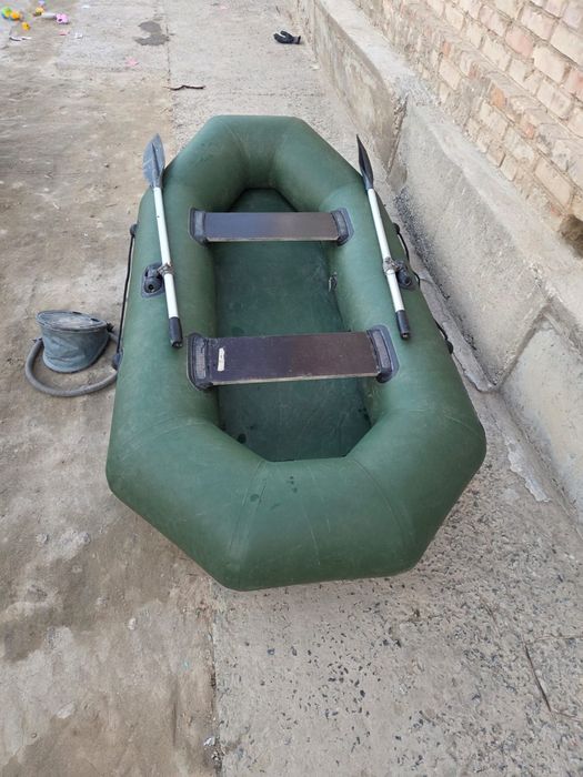 лодка ПВХ 240 срочно