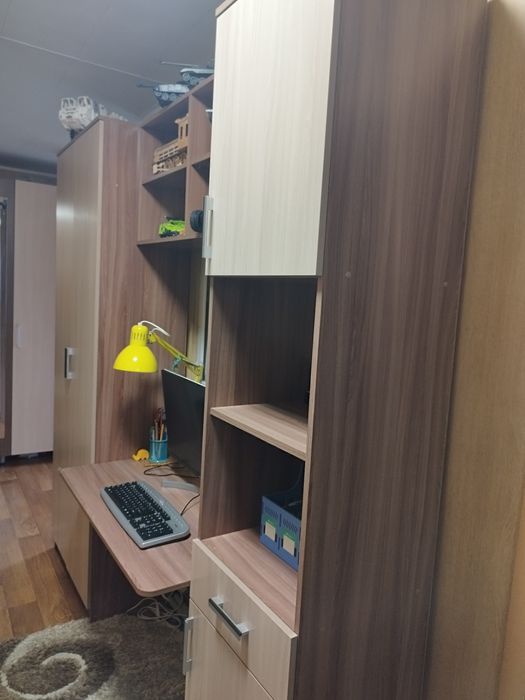 Продам детскую стенку б/у