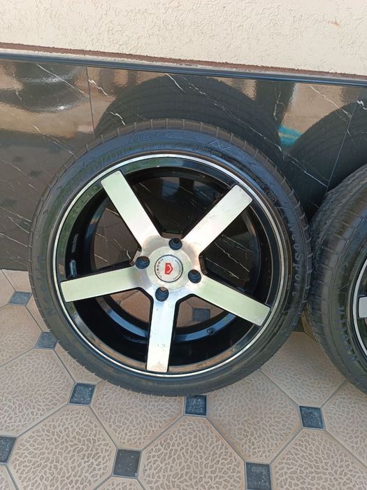 Lasetti Gentra Diska Balon Sotiladi 215 45 R17 Holati Yaxshi
