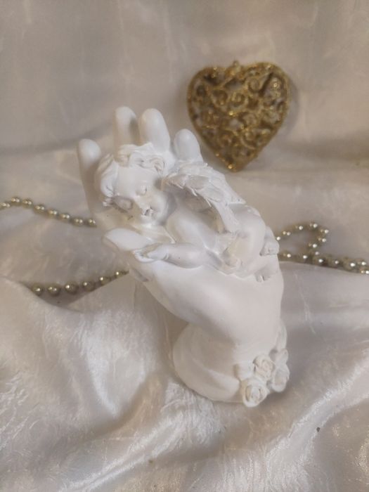 Изделия из гипса