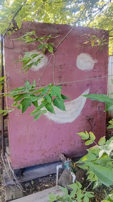 Продаётся металлический бак для воды