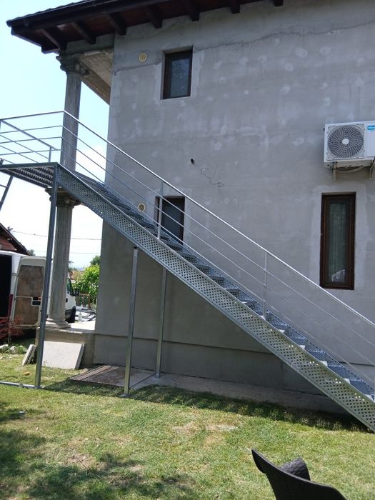 Scari metalice industriale 776