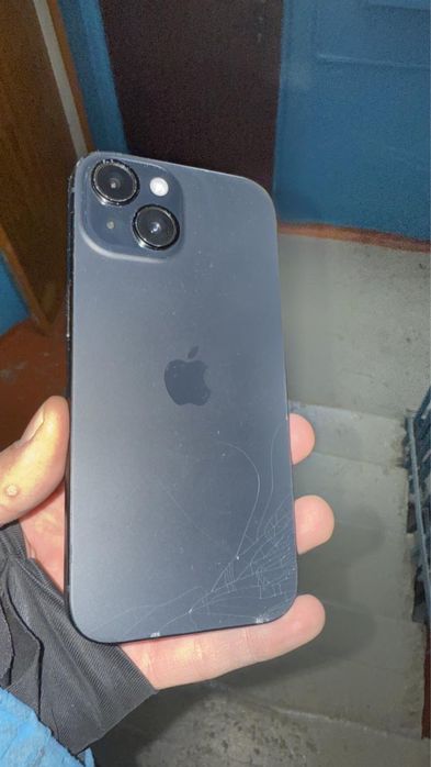 Айфон 15 128/99