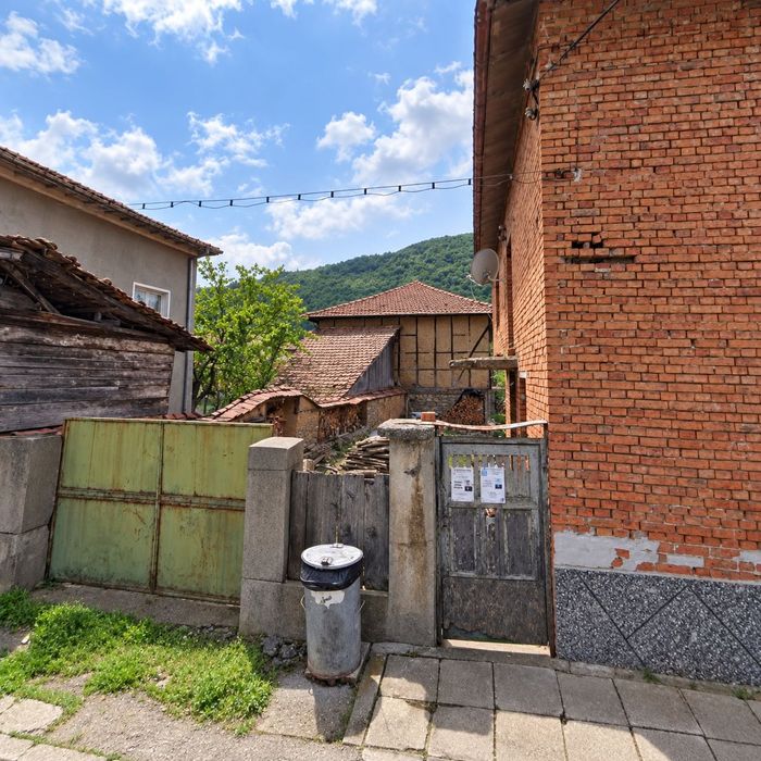 Продава се Къща в с. Душанци, Област София-област - 99 кв.м за 505 €/кв.м - Снимка #2