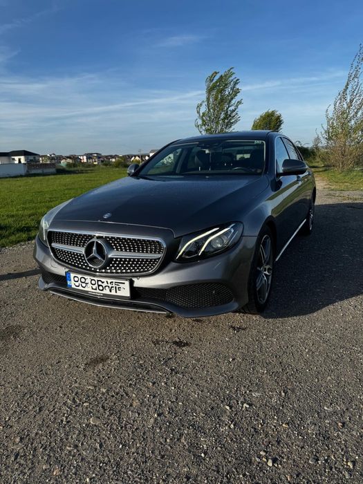 Mercedes E 220 194 HP