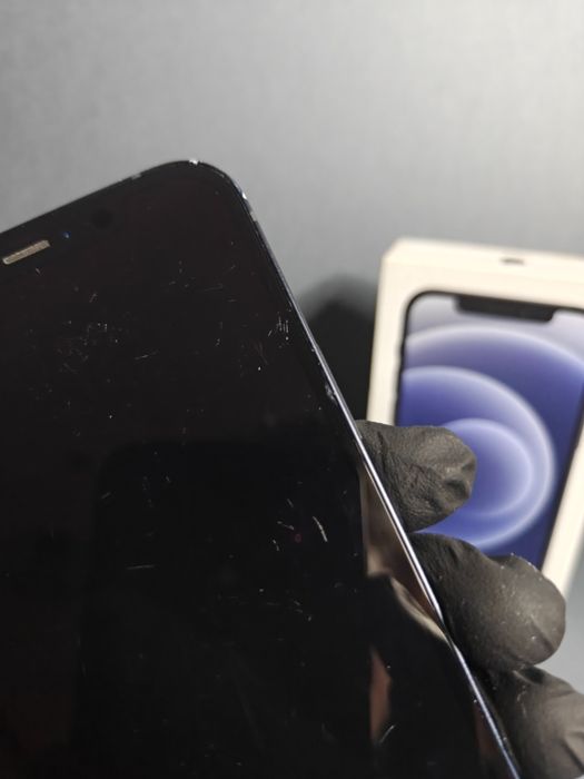 iPhone 12, 64GB Black • Perfect Funcțional! • Condiție Bună.