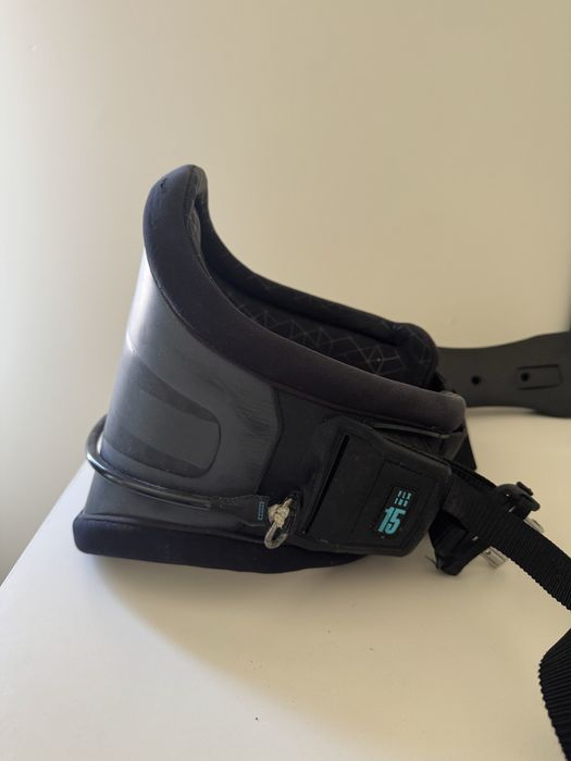 Harness Kitesurf Duotone Ion Apex CS15 M 2019