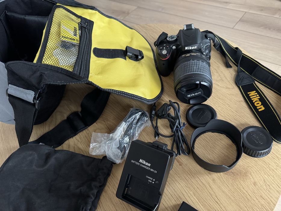 Aparat foto Nikon D5100