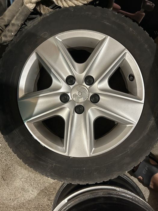 Оригинални железни джанти от golf 6