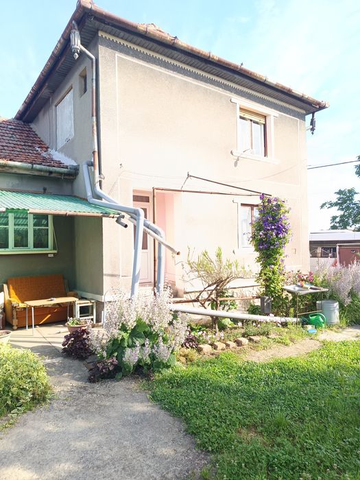 Casa de vinzare in sacueni