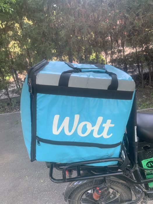 Продам термосумку Wolt не дорого