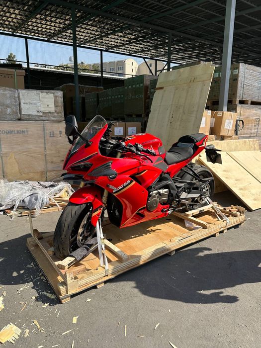 QjMotor 600 SS Sotiladi!
