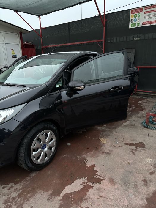 Ford fiesta 2011