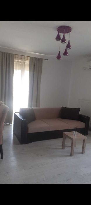 Închiriez apartament cu contract