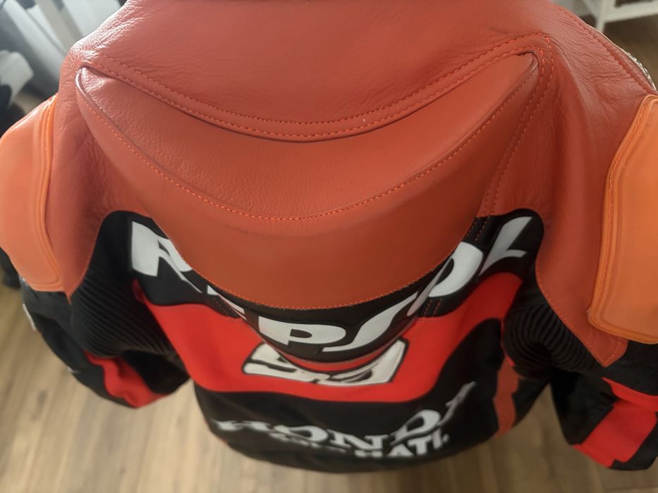 Geaca Repsol cu cocoasa M