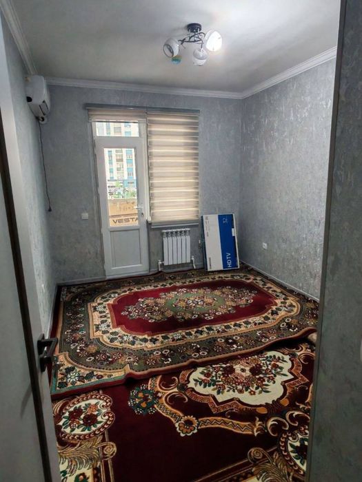 Srochna 3 xonali uy arendaga beriladi Yanshnabod olmos mahalla