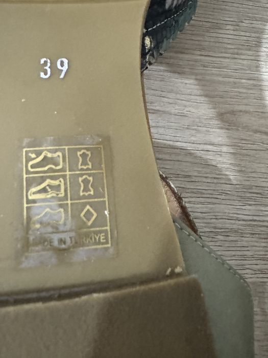 Balerini Dasha mas 39 stare foarte buna, lungime talpic 25,1 cm.