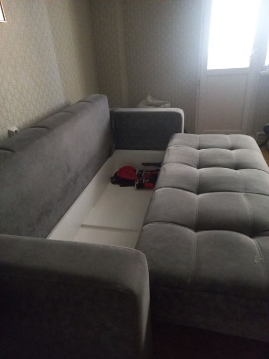 Продам диван в хорошем состоянии