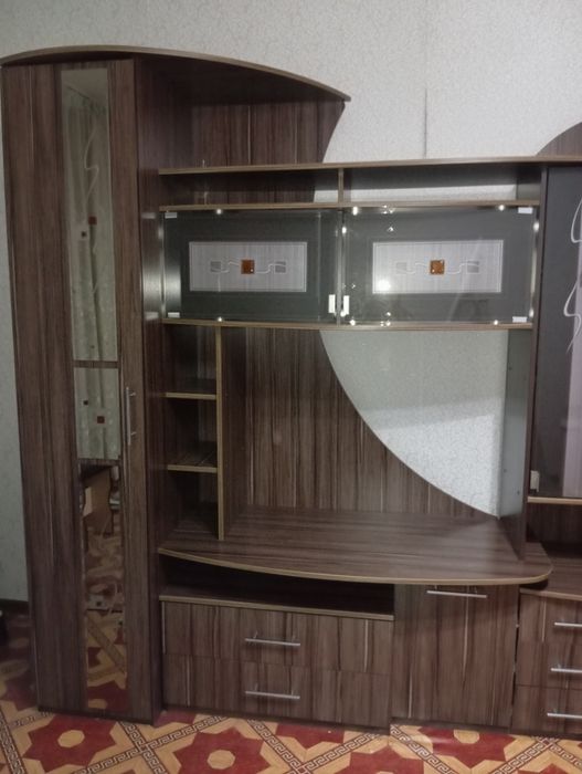 Продам срочно стенку