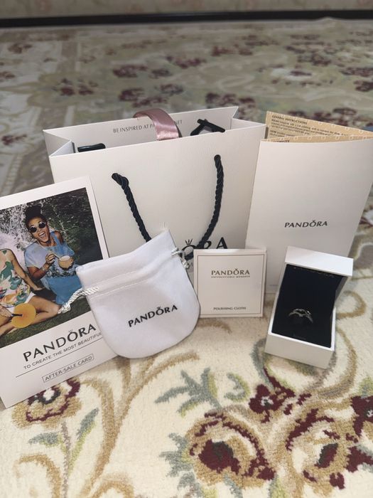 Кольцо Pandora — идеальный подарок!
