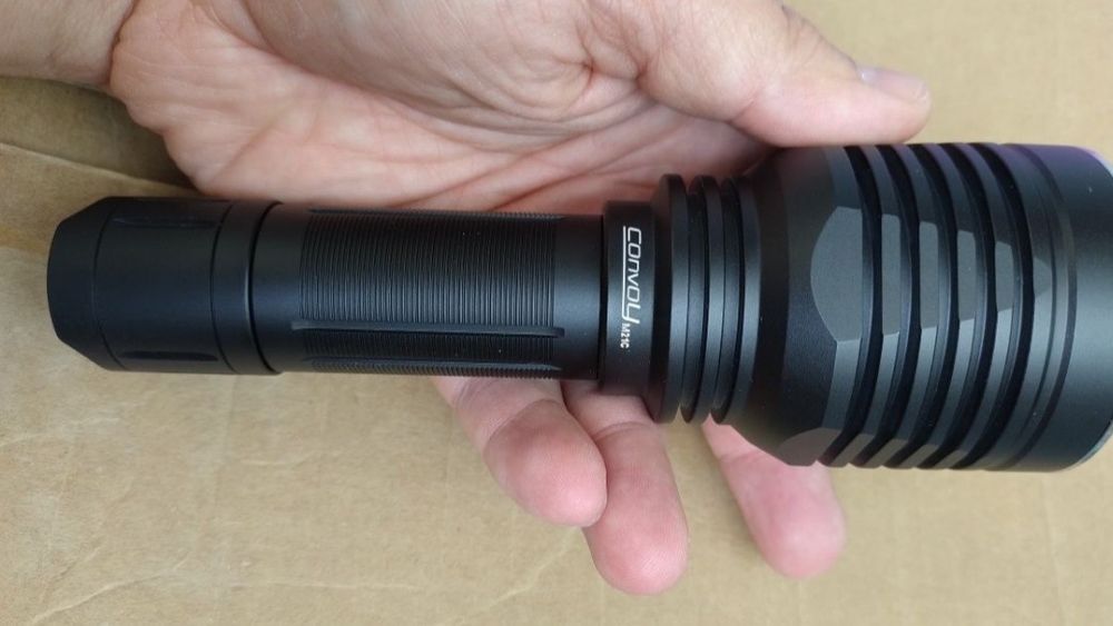 Lanterna Convoy M21 C